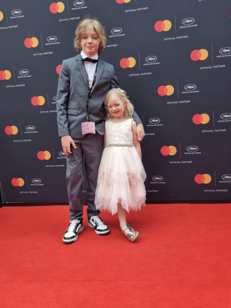 Benedikt Haager und seine Schwester Charlotte, beide schon kleine Jung-Stars. (Foto Hedi Grager)