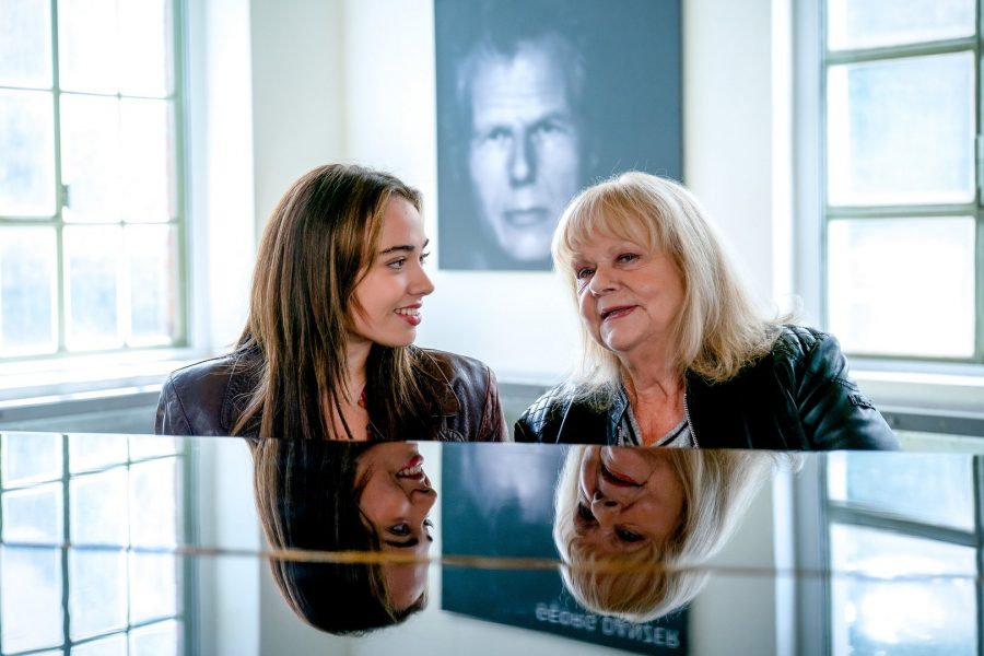 Im ORF-Austropop-Musikfilm „Bis auf weiteres unsterblich“ arbeitete Mara Romei auch mit Marianne Mendt. Der Song „Stadtleuchten“ aus dem landete an der Spitze der österreichischen iTunes-Song-Charts. (Foto ORF/E&A Film / Petro Domenigg)