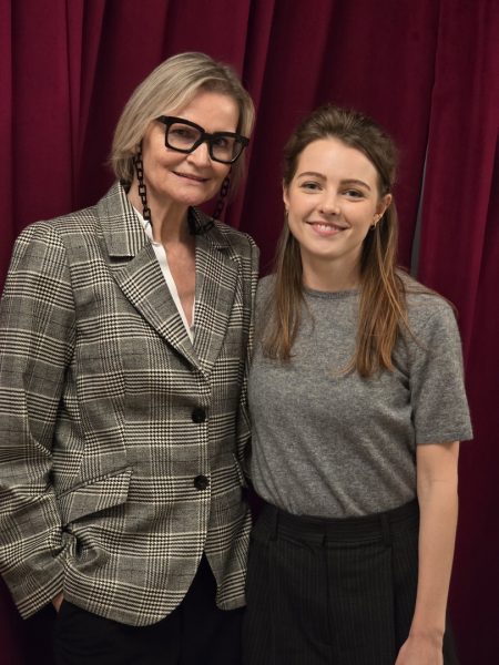 Hedi Grager traf die junge Schauspielerin Fanni Schneider in Kitzbühel, wo sie an der KURIER ROMY Gala teilnahm. (Foto Reinhard Sudy)