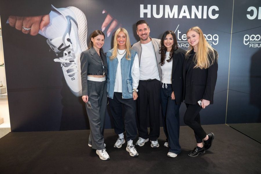 HUMANIC HOUSE of BRANDS: Karo Kauer und tenhaag feierten ihren neuen Sneaker. Sandra Krottmeier-Promitzer, Fashion PR & Event Managerin bei HUMANIC, Karo Kauer, Andreas Moravec, Monika Spasojevic, Social Media, Influencer Marketing für HUMANIC. (Foto Andreas Tischler und HUMANIC)&nbsp;
