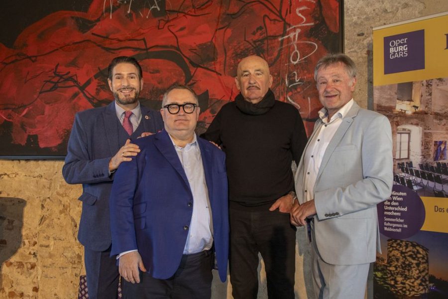 Festspiele Gars 2026: KS Clemens Unterreiner, Werner Trenker, Unternehmer MED TRUST & Kunstmäzen, Künstler Hannes Mlenek, Martin Falk. (Foto Jürgen Hammerschmid)