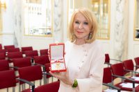 Gerda Rogers erhielt das Goldene Verdienstzeichen der Republik Österreich. (Foto Monika Fellner)