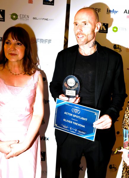 FRFF 2026: FRFF Gründerin Nicole Muj mit Schauspieler und Moderator Oliver Trevena. (Photos Erick Seban Meyer)