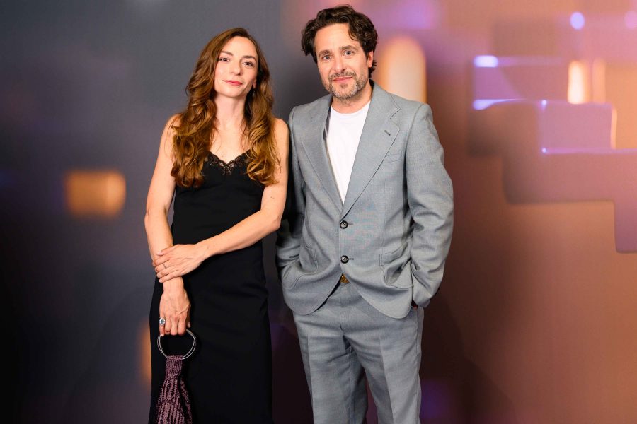 Filmpreis Gala 2026: Julia Edtmeier (Schauspielerin, Regisseurin, Theaterleiterin) und Alexander Pschill (Schauspieler, Regisseur, Autor) waren für das großartige künstlerische Konzept verantwortlich. (Foto eSeL.at)