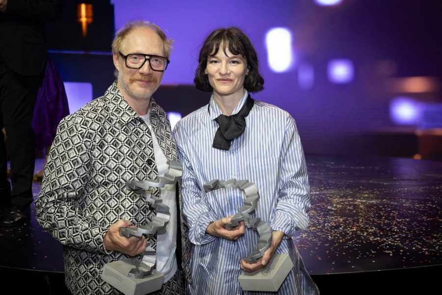 Österreichischer Filmpreis 2026 - Filmpreis Gala - Die beiden "Besten Hauptdarsteller Simon Schwarz und Valerie Pachner. (Foto eSeL.at)