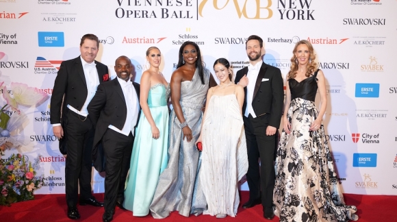 Viennese Opera Ball feierte Jubiläum mit Grammy-Staraufgebot