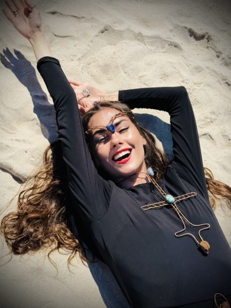 Juliette König dressed by Designer Eva La Vie, Jewellery Rivier Arte. (Photo Juliette König)