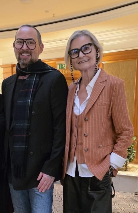 Bei seiner Cocktail-Party in Berlin erzählt mir Marcel über große Veränderungen und seiner Fashion Show heuer in Paris. (Foto privat)