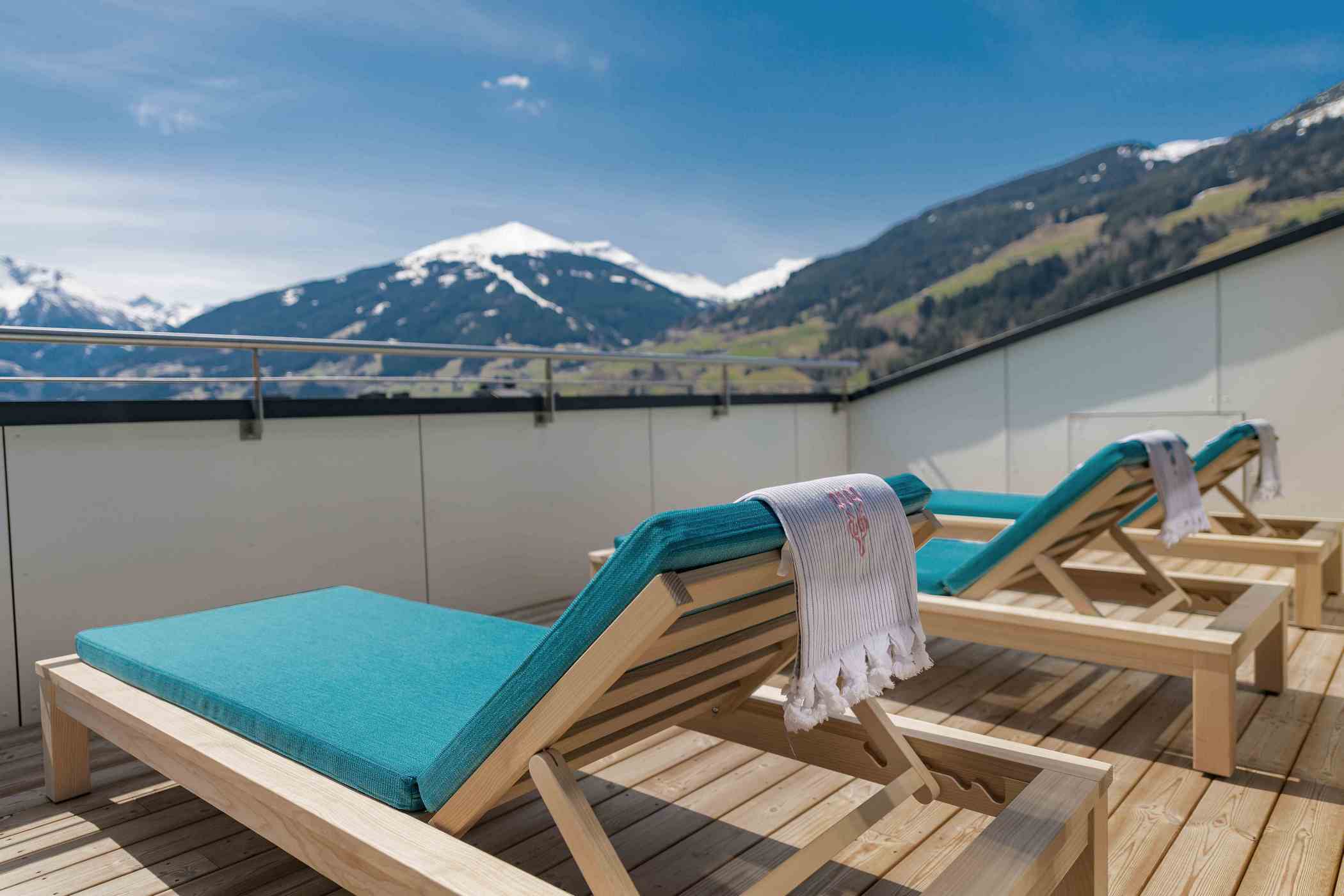 Das BLÜ ist ein Hotel in Bad Hofgastein, das ländliche Tradition bestens kennt, und genau weiß, wie man diese an die große Welt anknüpft. (Foto Atelier Wolkersdorfer)