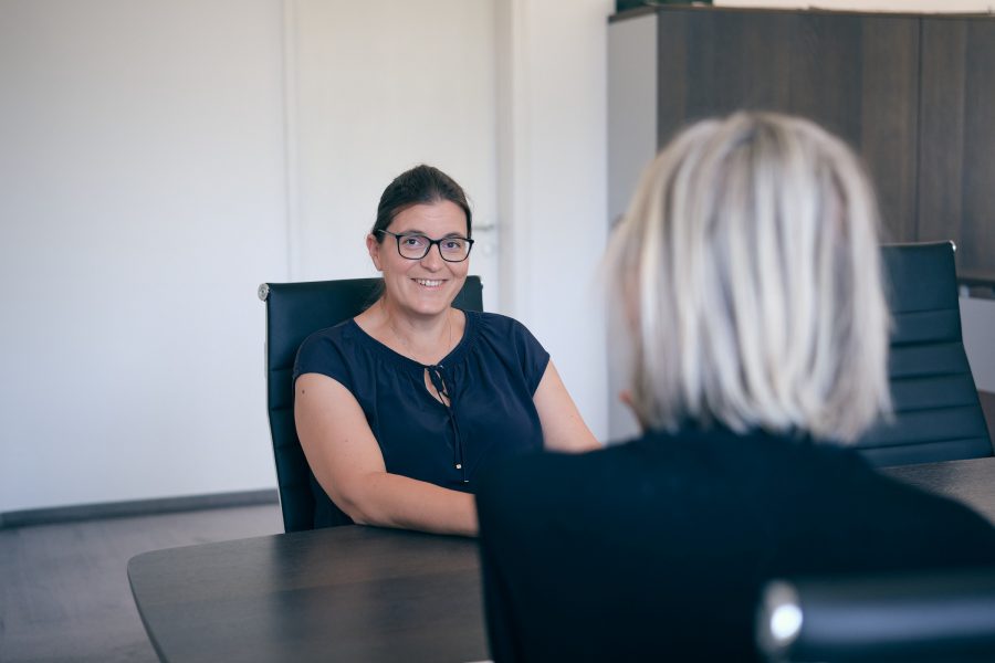 Julia Hütter hat im Grazer Seil-Produktionsunternehmen Haase rasch Karriere gemacht. Als Geschäftsführerin und Technische Leiterin beschäftigt sie sich mit neuen Technologien und Materialien. (Foto Martin Schönbauer)